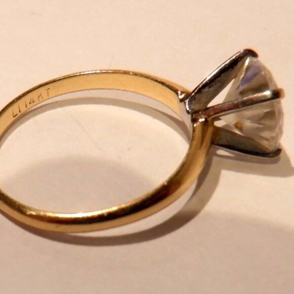 Blue Nile Vintage Engagement Ring 2.45 g 14K Solid Gold w 2 carat faux diamond C - Picture 4 of 7